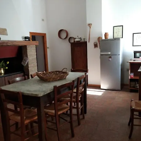 I Run Away In Umbria, The Little One Βίλα